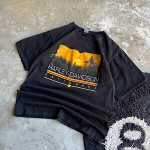 Y2K Vintage 2002 Harley Davidson Tee